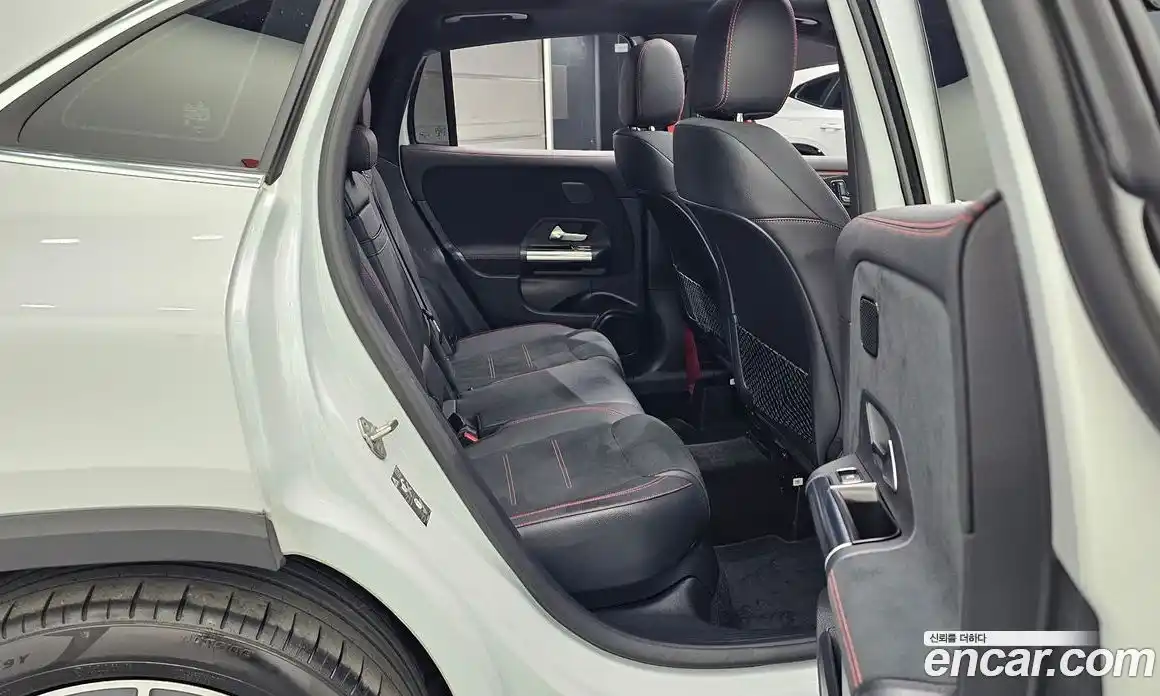 Mercedes-Benz GLA-Class 2022 2.0 гидро, фото 12