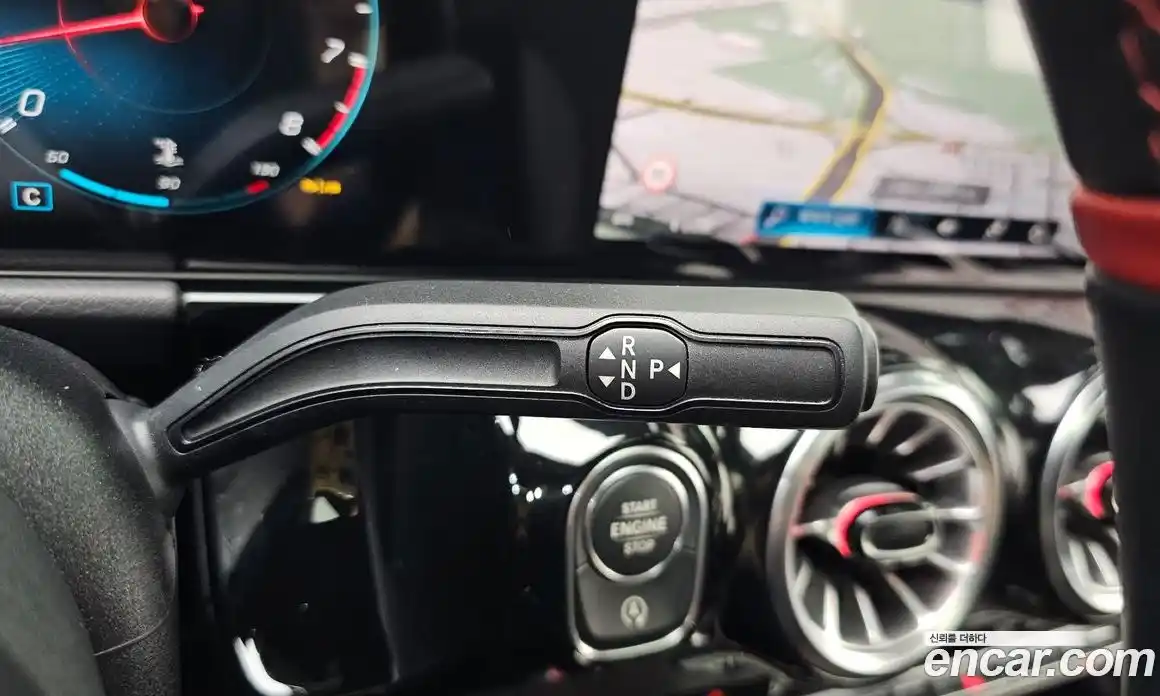 Mercedes-Benz GLA-Class 2022 2.0 гидро, фото 9