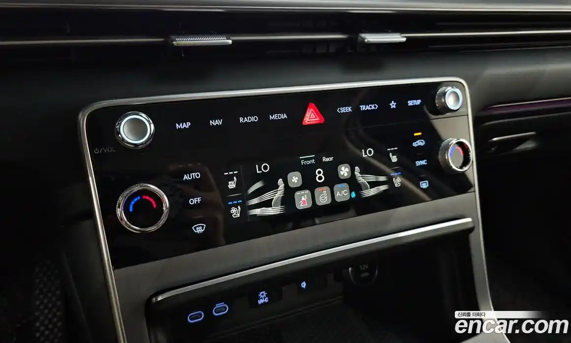 Genesis GV80 2024 2.5 гидро, фото 17