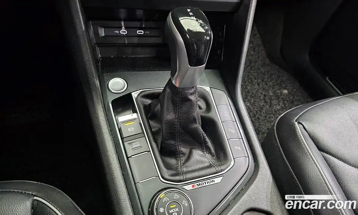 Volkswagen Tiguan 2021 2.0 автомат (гидро), фото 12