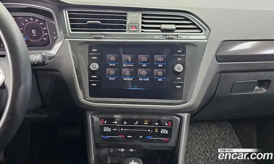 Volkswagen Tiguan 2021 2.0 автомат (гидро), фото 20