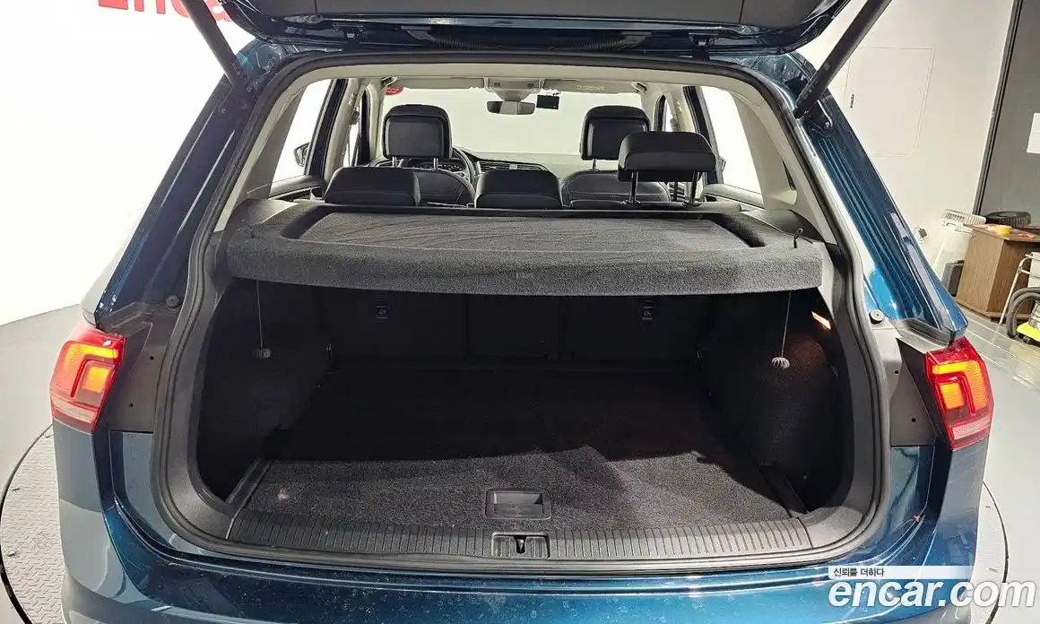 Volkswagen Tiguan 2021 2.0 автомат (гидро), фото 26