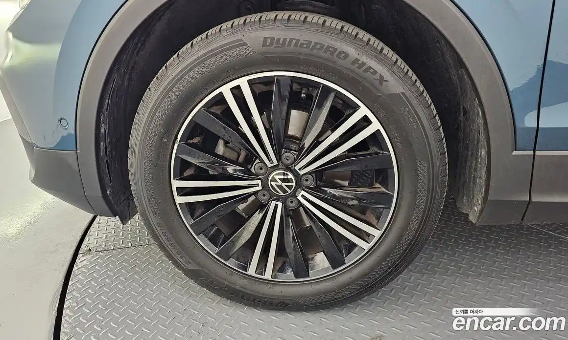 Volkswagen Tiguan 2021 2.0 автомат (гидро), фото 5