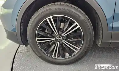 Volkswagen Tiguan 2021 2.0 автомат (гидро), миниатюра 5