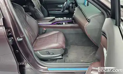 Genesis GV70 2023 2.5 гидро, миниатюра 11