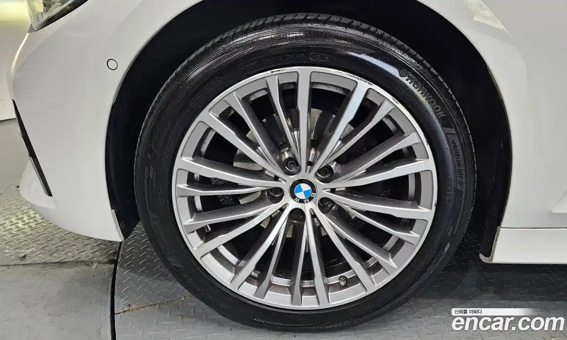 BMW 3-Series 2021 2.0 гидро, фото 5