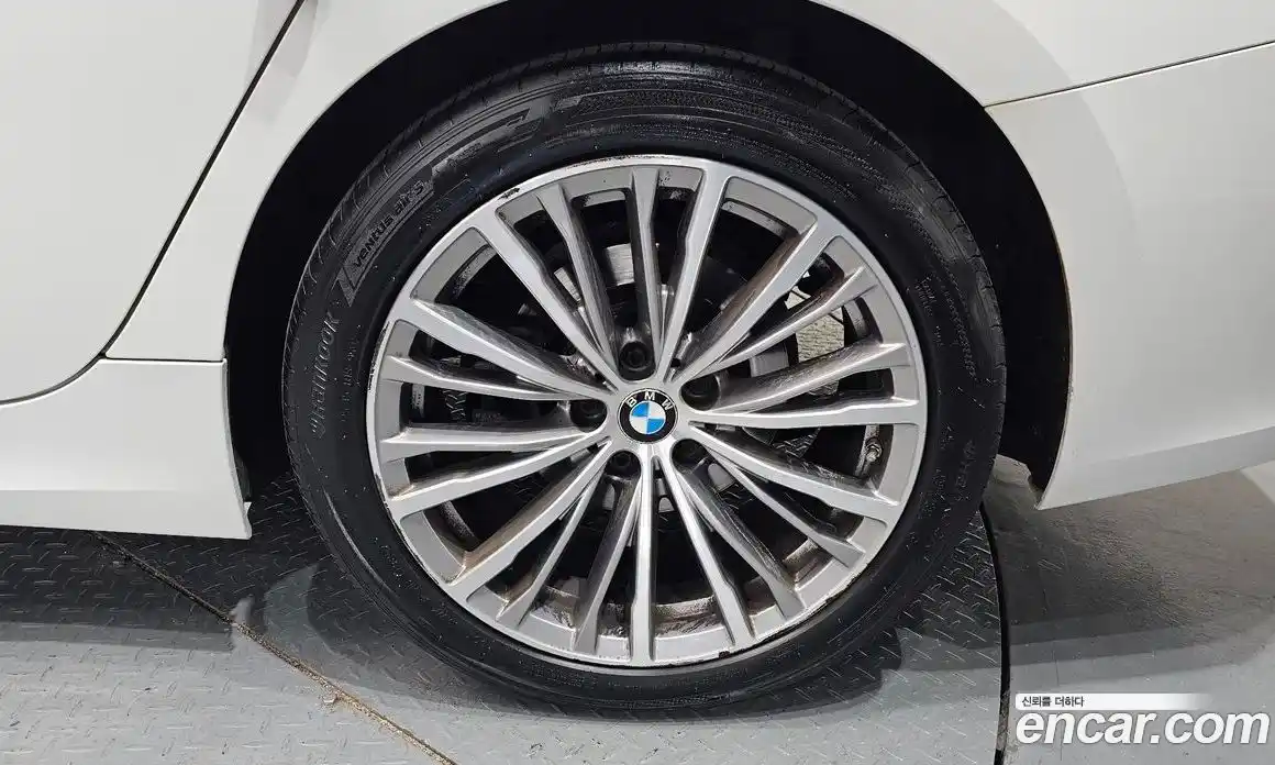 BMW 3-Series 2021 2.0 гидро, фото 7