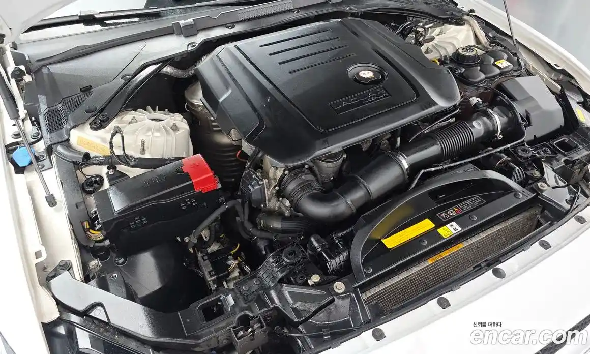 Jaguar XE 2015 2.0 гидро, фото 6
