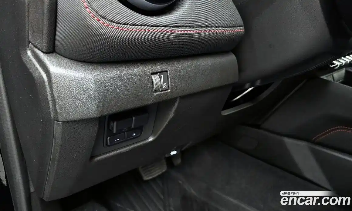 Chevrolet Colorado 2024 2.7 автомат (гидро), фото 27