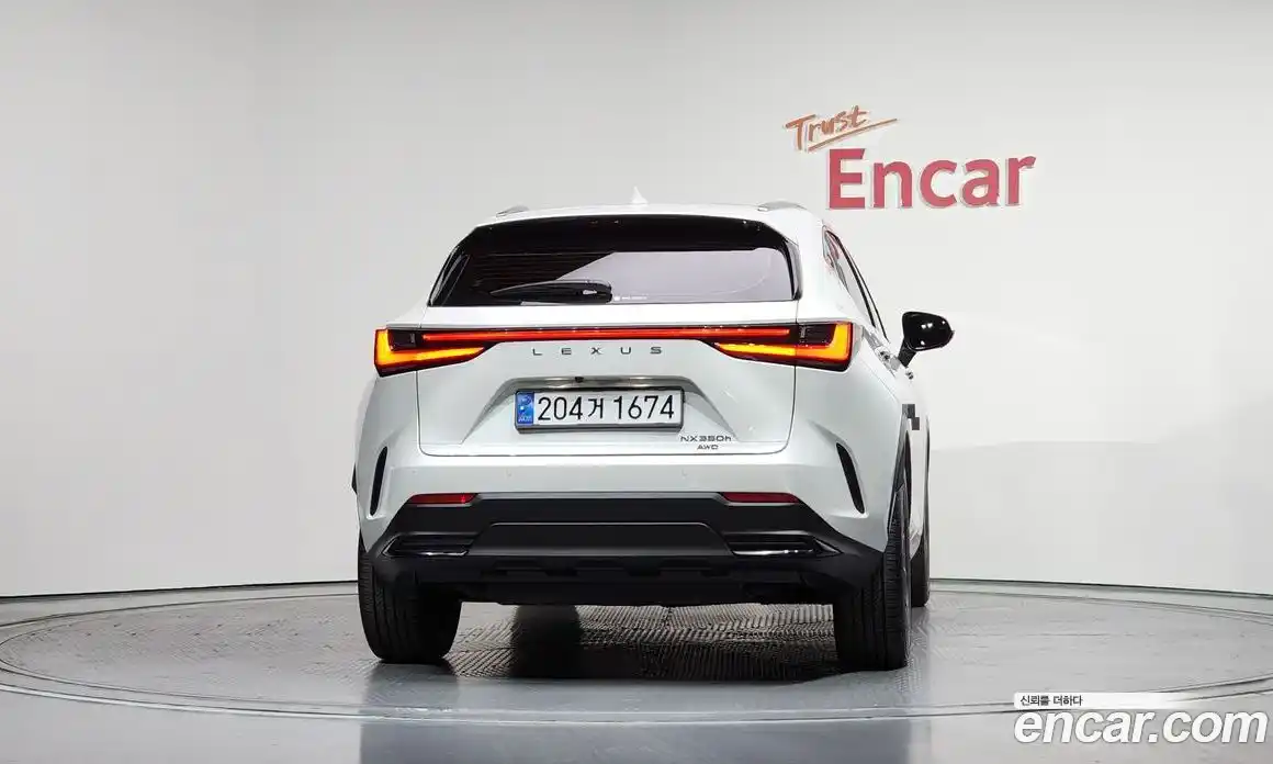 Lexus NX 2024 2.5 гидро, фото 4