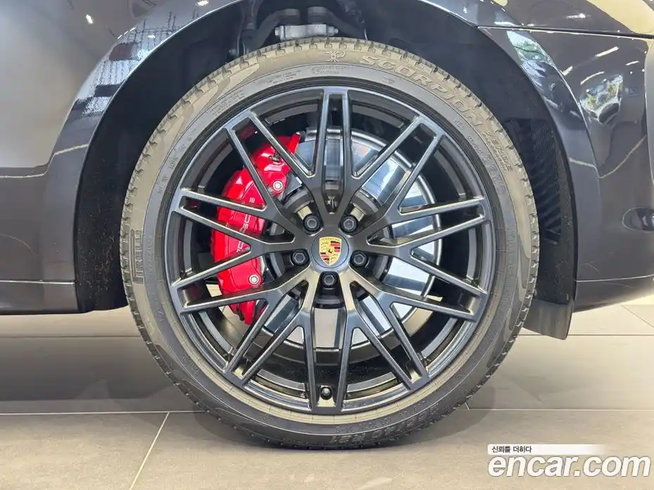 Porsche Macan 2022 2.9 автомат (гидро), фото 6