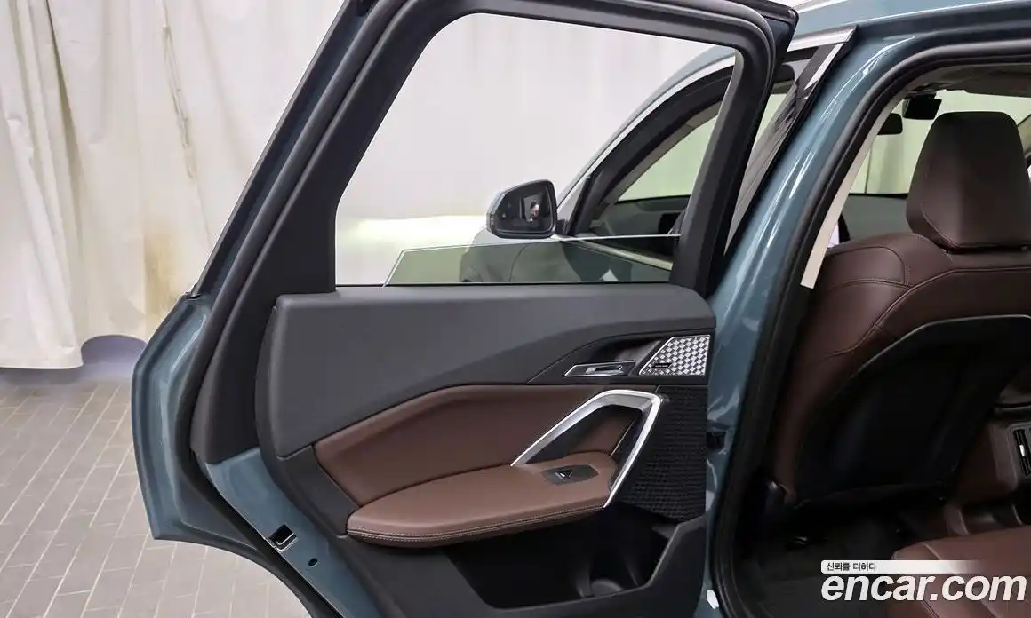 BMW X1 2025 2.0 гидро, фото 15