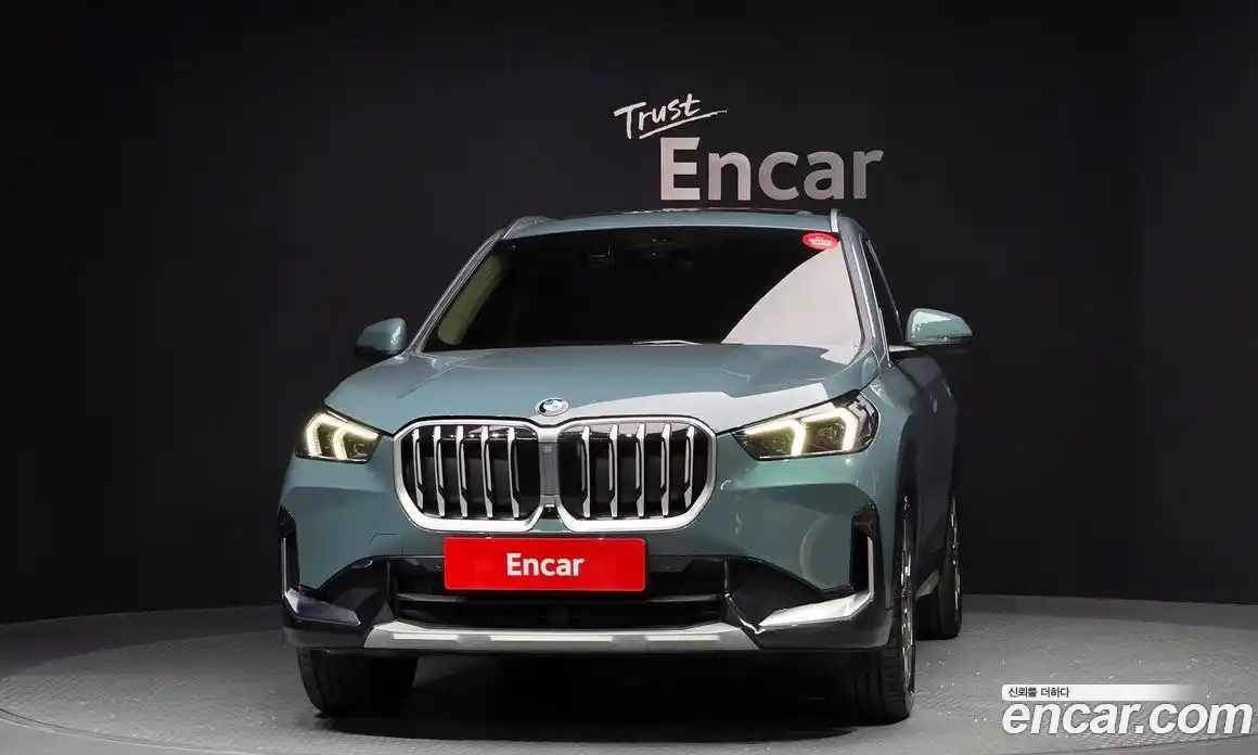 BMW X1 2025 2.0 гидро, фото 3