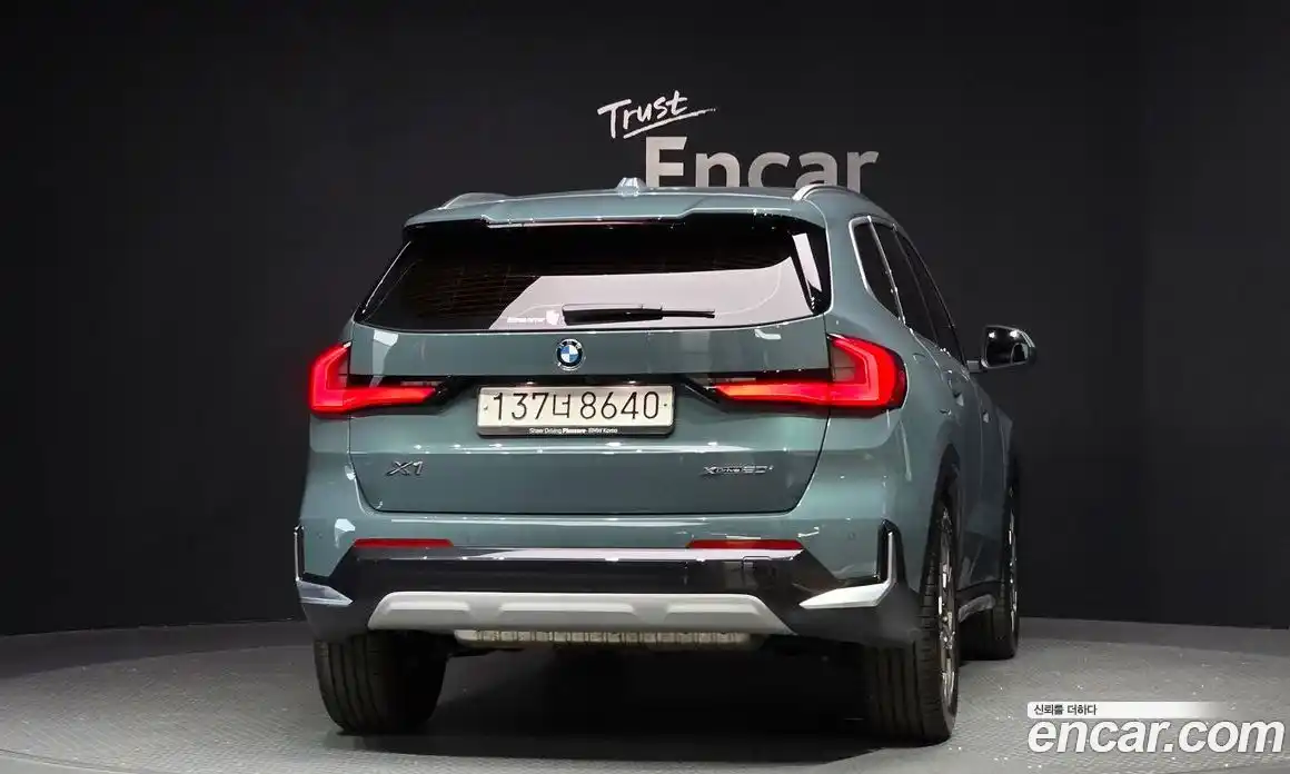 BMW X1 2025 2.0 гидро, фото 4