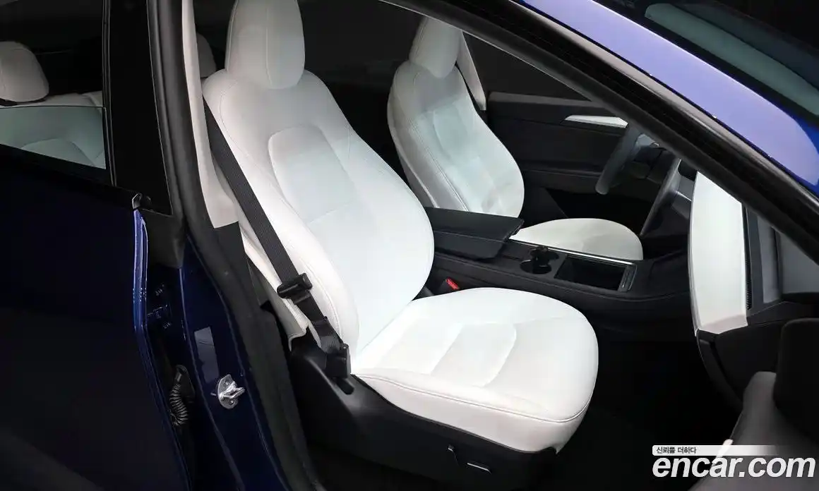 Tesla Model Y 2024 0.2 гидро, фото 12