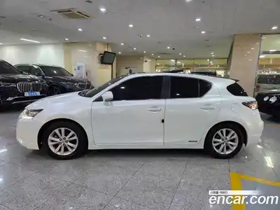 Lexus CT200h 2015 1.8 гидро, миниатюра 3