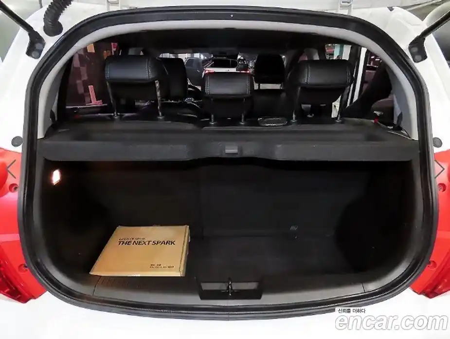 Chevrolet Spark 2018 1.0 автомат (гидро), фото 17