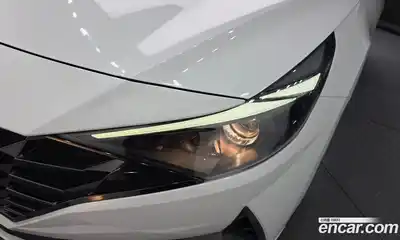 Hyundai Avante 2021 1.6 автомат (гидро), миниатюра 8