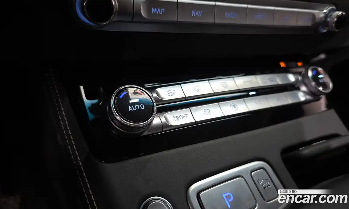 Genesis G90 2019 3.8 автомат (гидро), фото 30