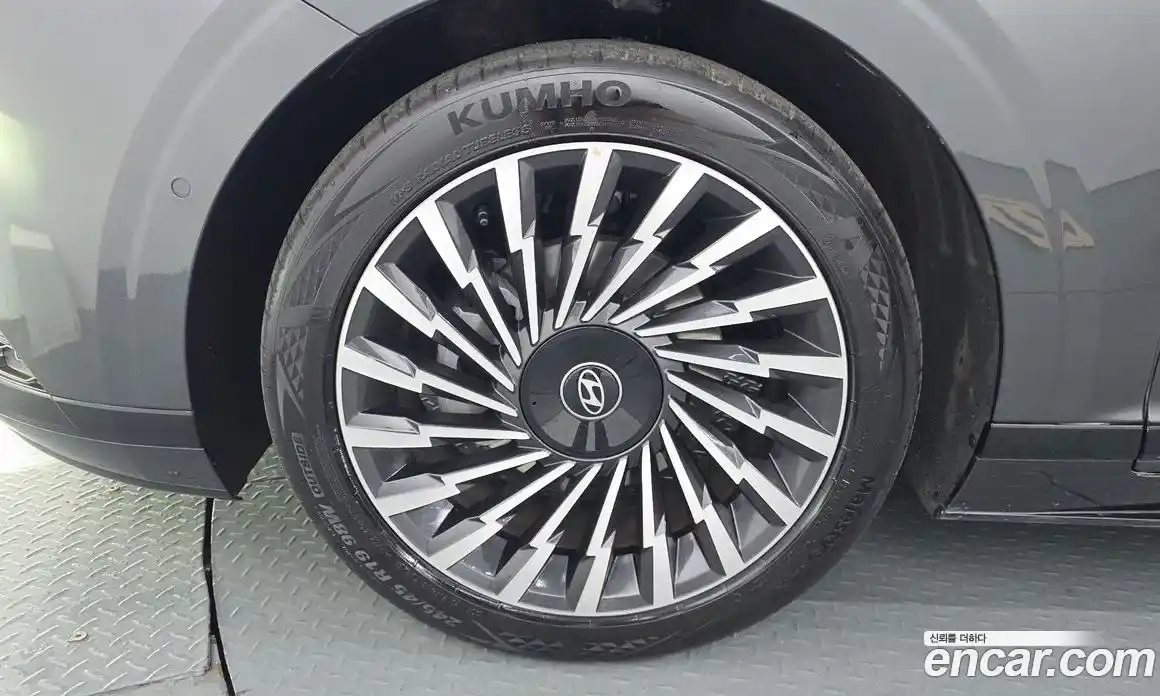 Hyundai Grandeur 2025 1.6 автомат (гидро), фото 5