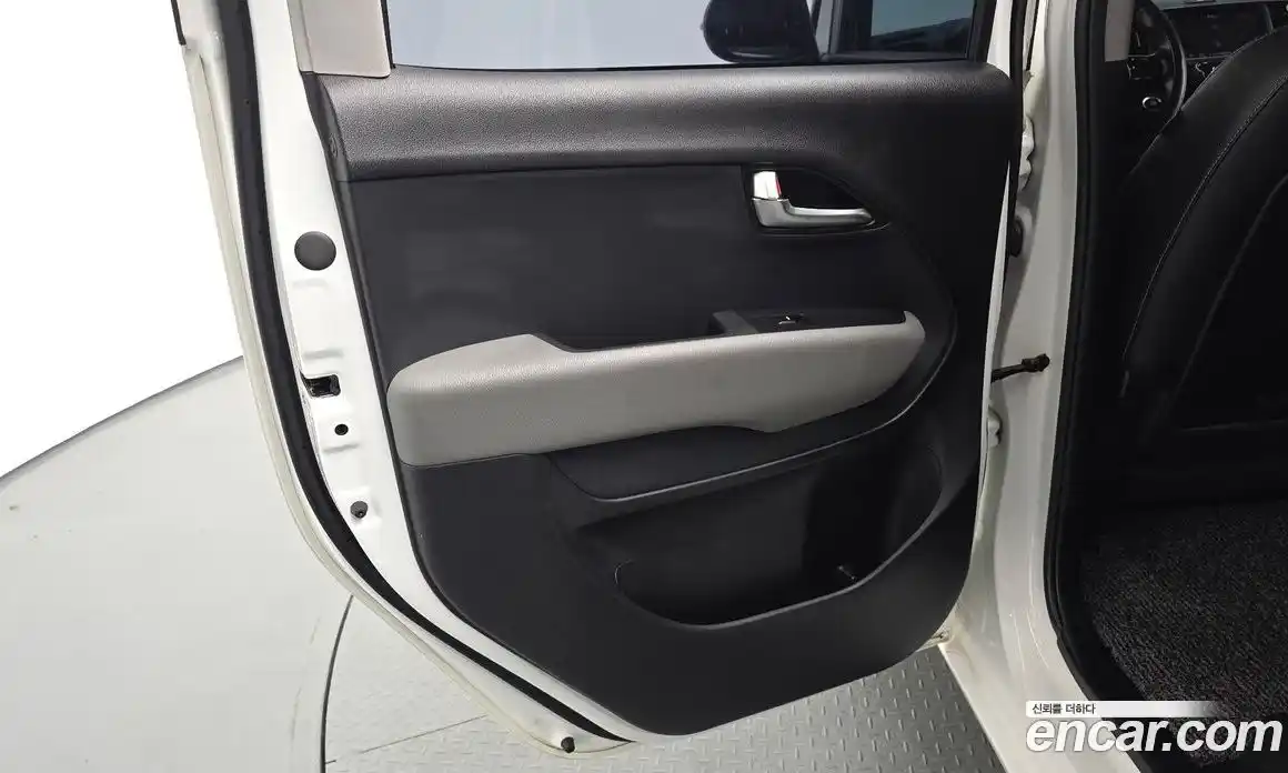 Kia Ray 2022 1.0 гидро, фото 15