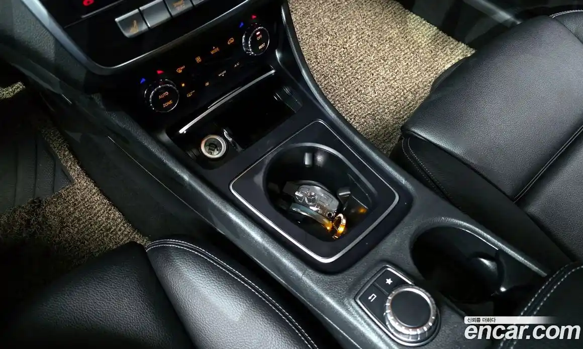 Mercedes-Benz GLA-Class 2019 2.0 гидро, фото 28 Mercedes-Benz GLA-Class 2019 2.0 гидро, фото 28