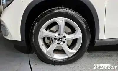 Mercedes-Benz GLA-Class 2019 2.0 гидро, миниатюра 5 Mercedes-Benz GLA-Class 2019 2.0 гидро, миниатюра 5