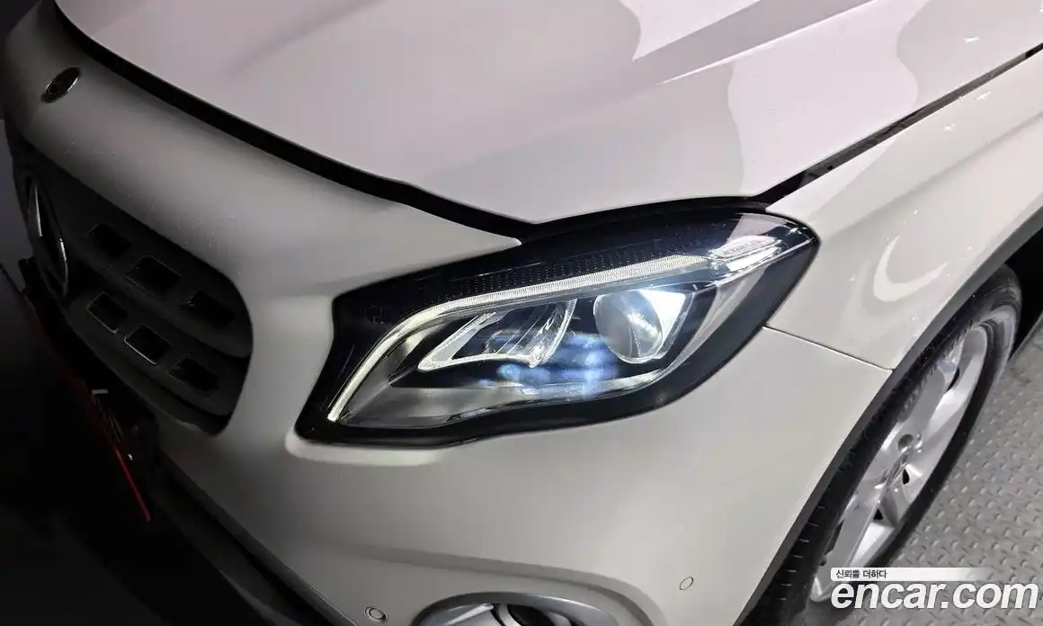 Mercedes-Benz GLA-Class 2019 2.0 гидро, фото 8 Mercedes-Benz GLA-Class 2019 2.0 гидро, фото 8