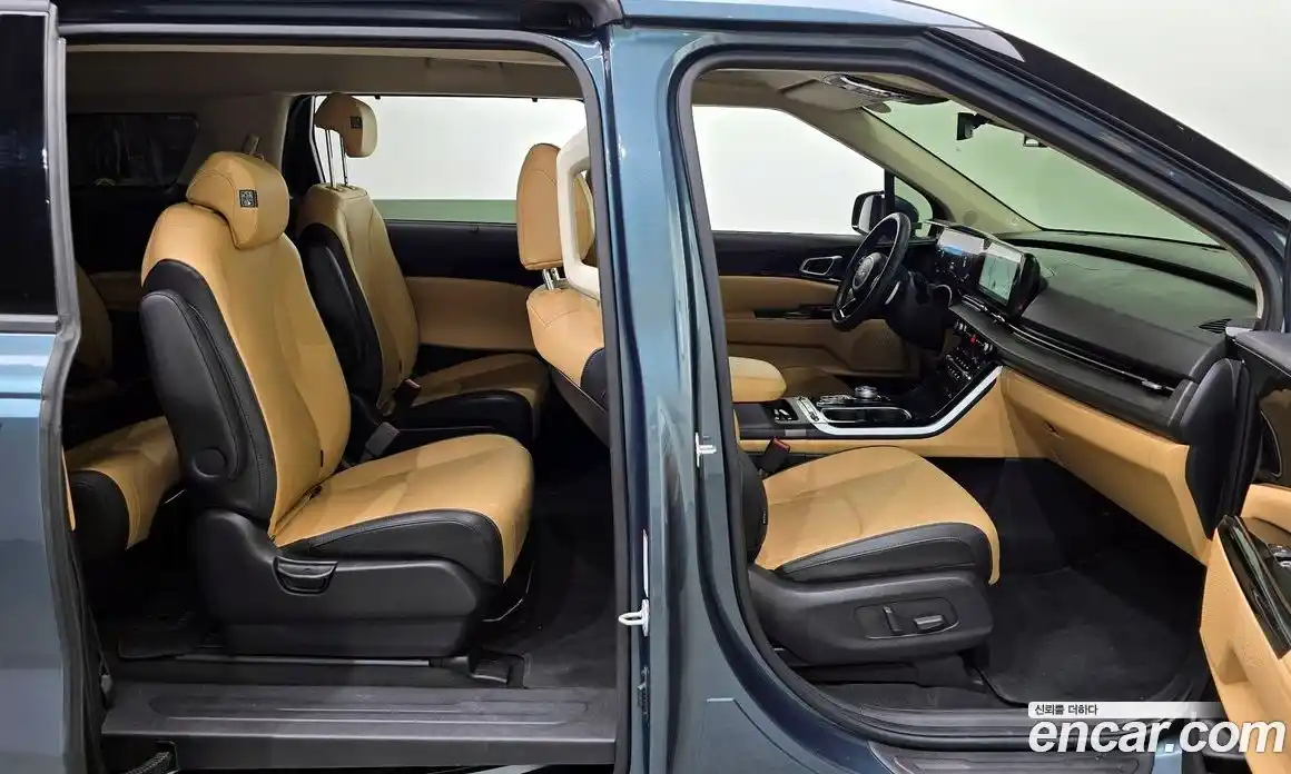 Kia Carnival 2022 3.5 автомат (гидро), фото 16