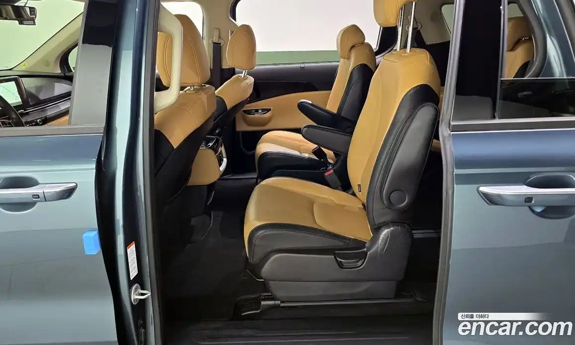 Kia Carnival 2022 3.5 автомат (гидро), фото 17