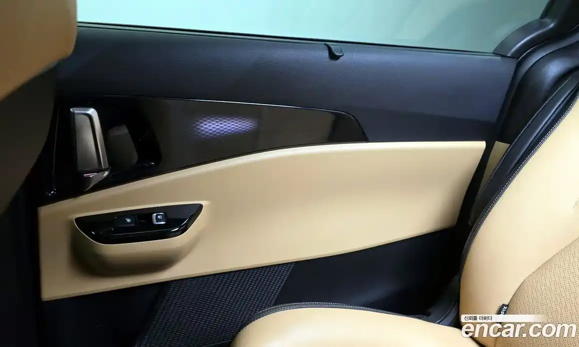 Kia Carnival 2021 2.2 автомат (гидро), фото 15