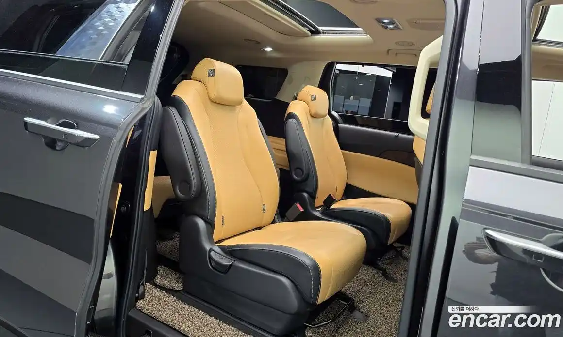 Kia Carnival 2021 2.2 автомат (гидро), фото 16