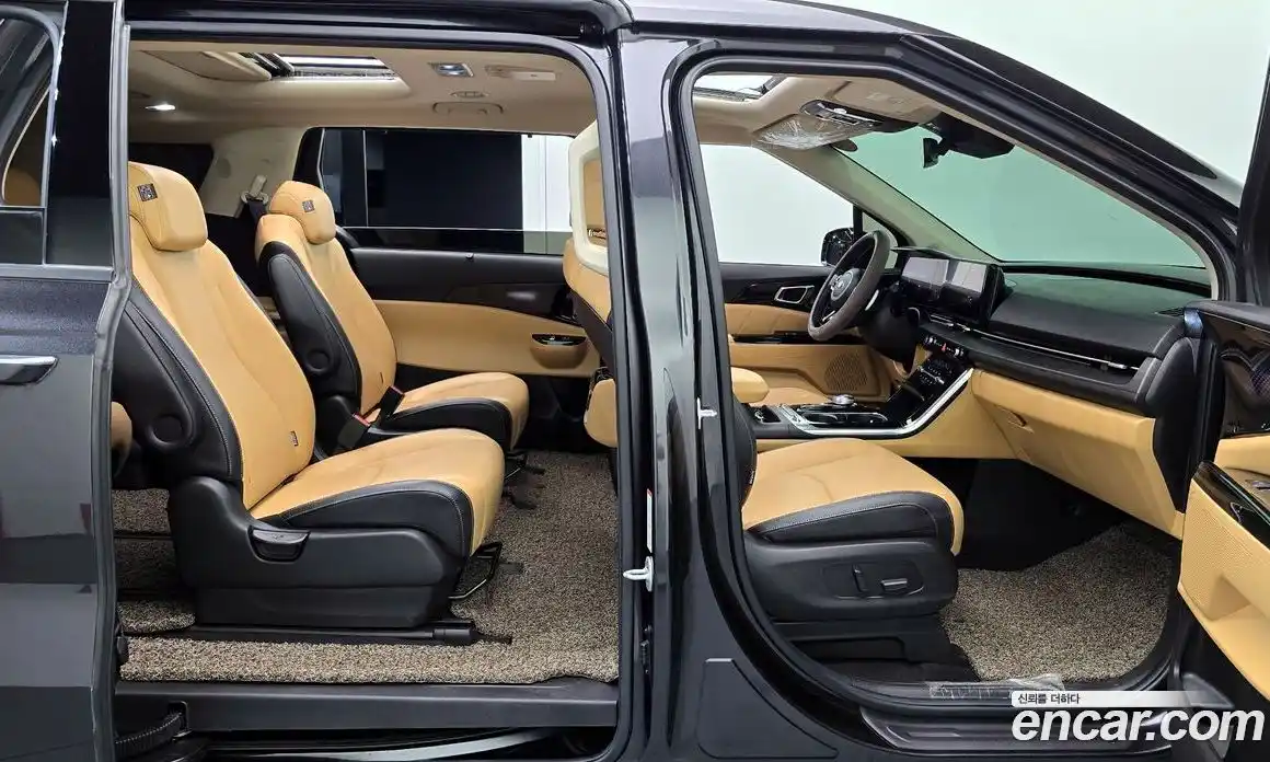 Kia Carnival 2021 2.2 автомат (гидро), фото 17