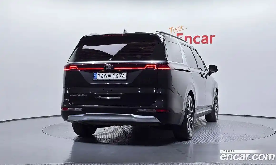 Kia Carnival 2021 2.2 автомат (гидро), фото 4