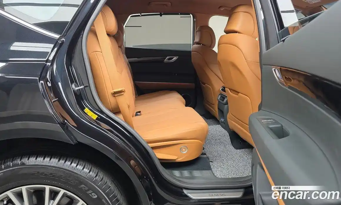 Genesis GV80 2024 2.5 гидро, фото 18