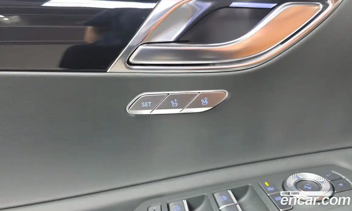 Genesis GV80 2024 2.5 гидро, фото 24