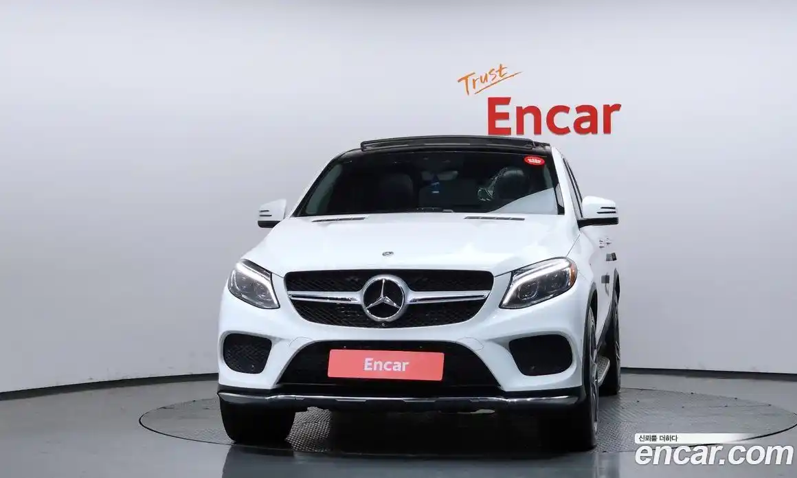Mercedes-Benz GLE-Class 2018 3.0 гидро, фото 3 Mercedes-Benz GLE-Class 2018 3.0 гидро, фото 3