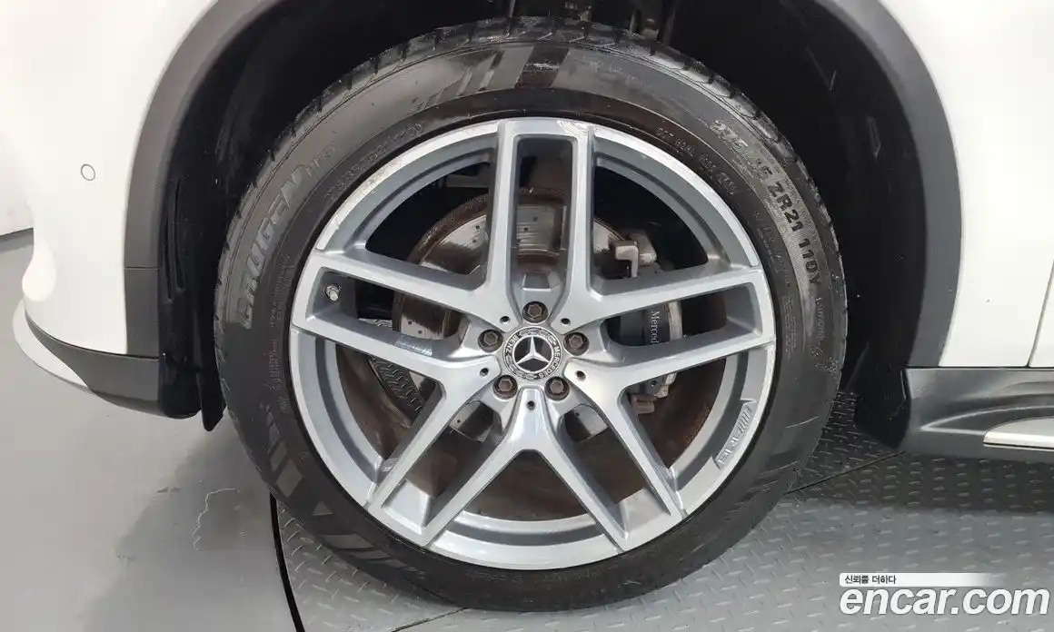Mercedes-Benz GLE-Class 2018 3.0 гидро, фото 5 Mercedes-Benz GLE-Class 2018 3.0 гидро, фото 5