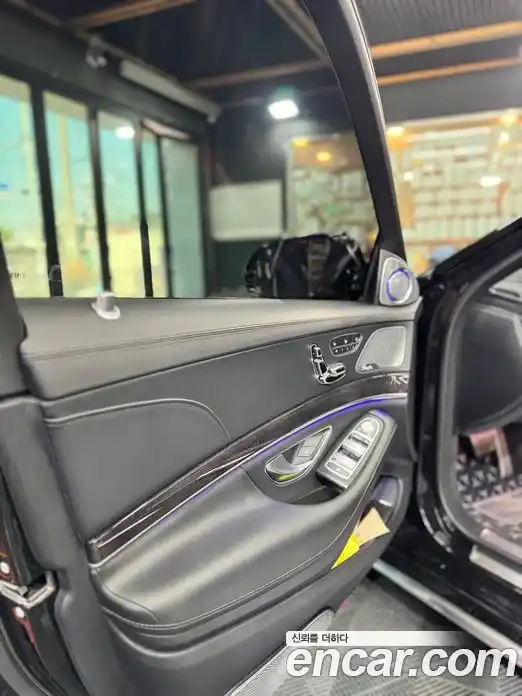 Mercedes-Benz S-Class 2017 5.5 гидро, фото 17 Mercedes-Benz S-Class 2017 5.5 гидро, фото 17