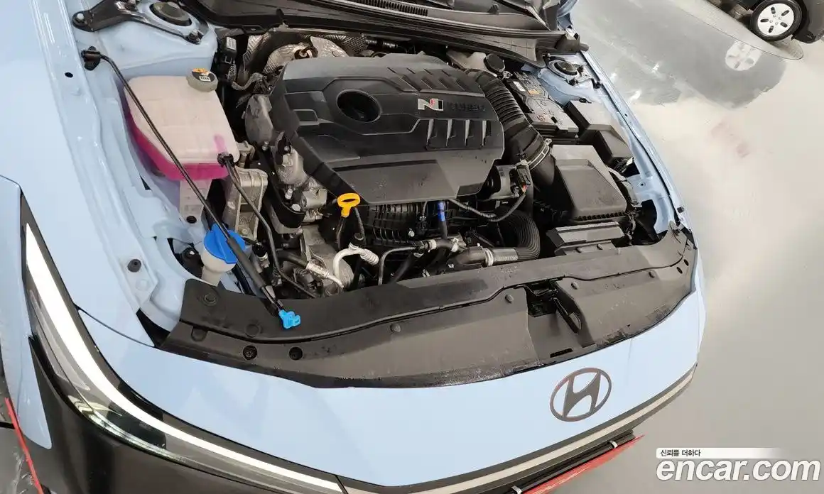 Hyundai Avante 2023 2.0 автомат (гидро), фото 6