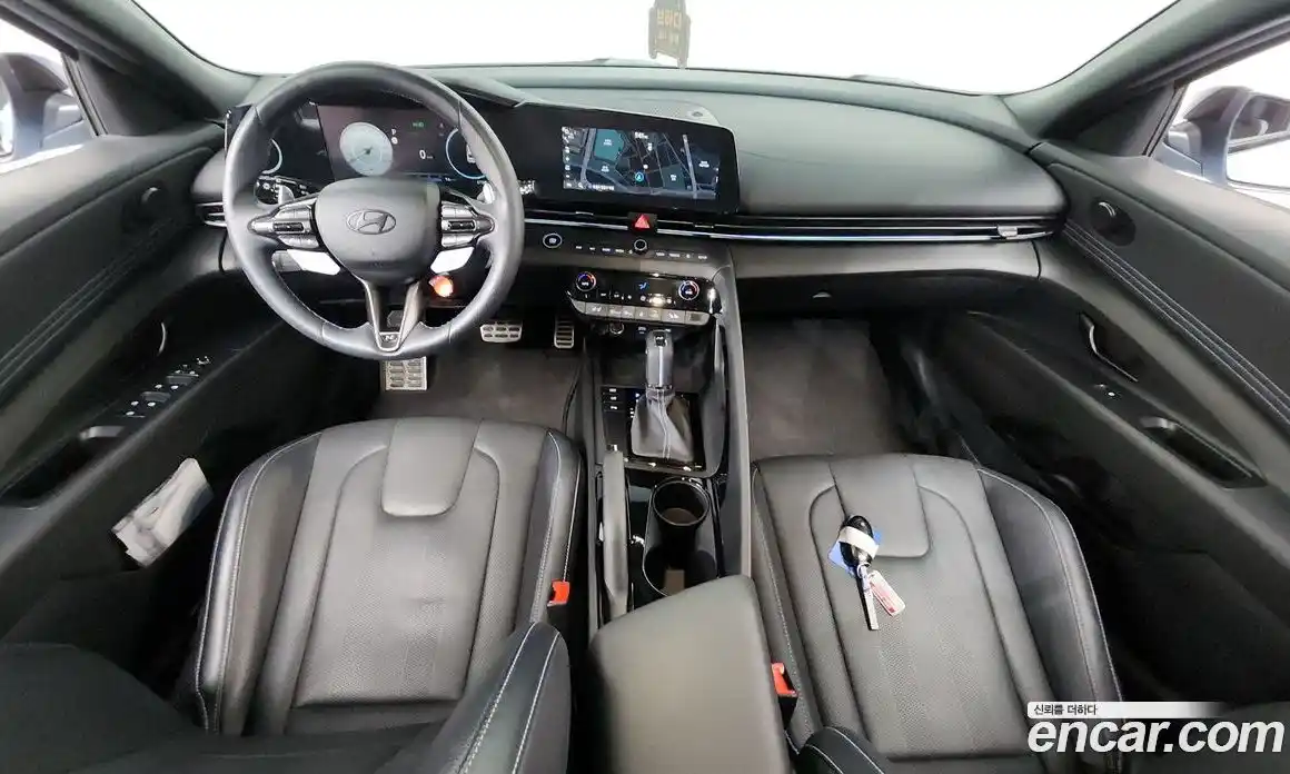 Hyundai Avante 2023 2.0 автомат (гидро), фото 7