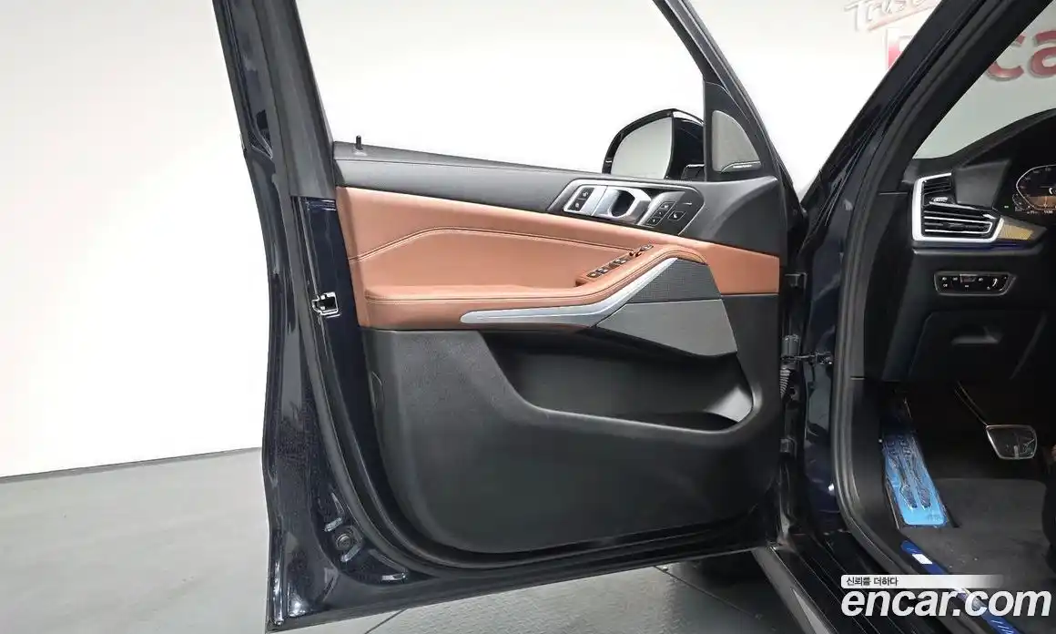 BMW X5 2021 3.0 автомат (гидро), фото 13