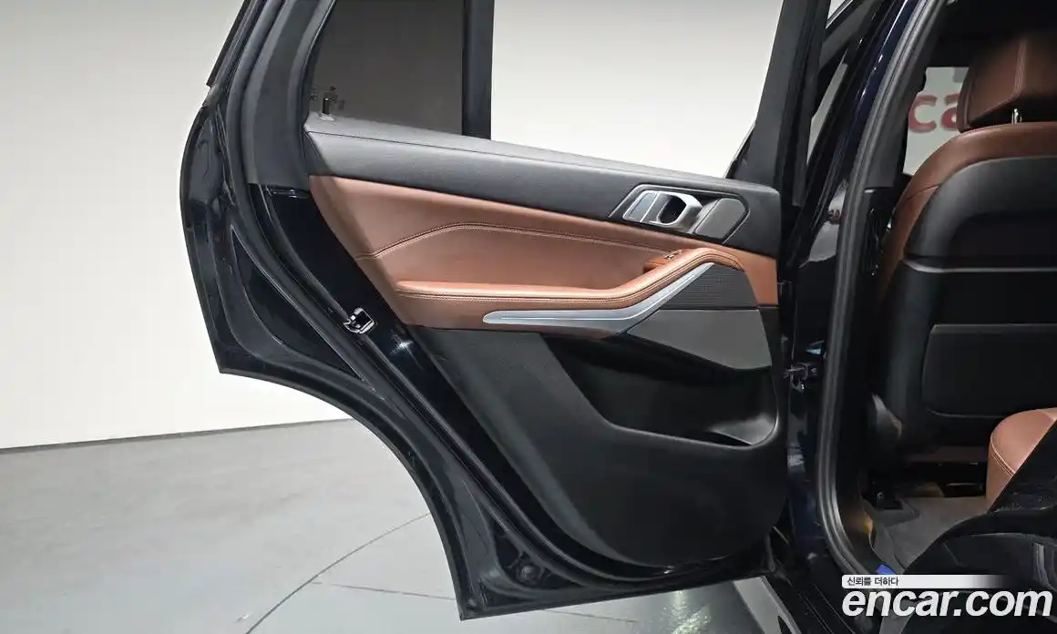BMW X5 2021 3.0 автомат (гидро), фото 14