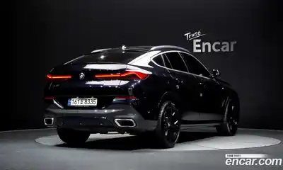 BMW X6 2021 3.0 автомат (гидро), миниатюра 2
