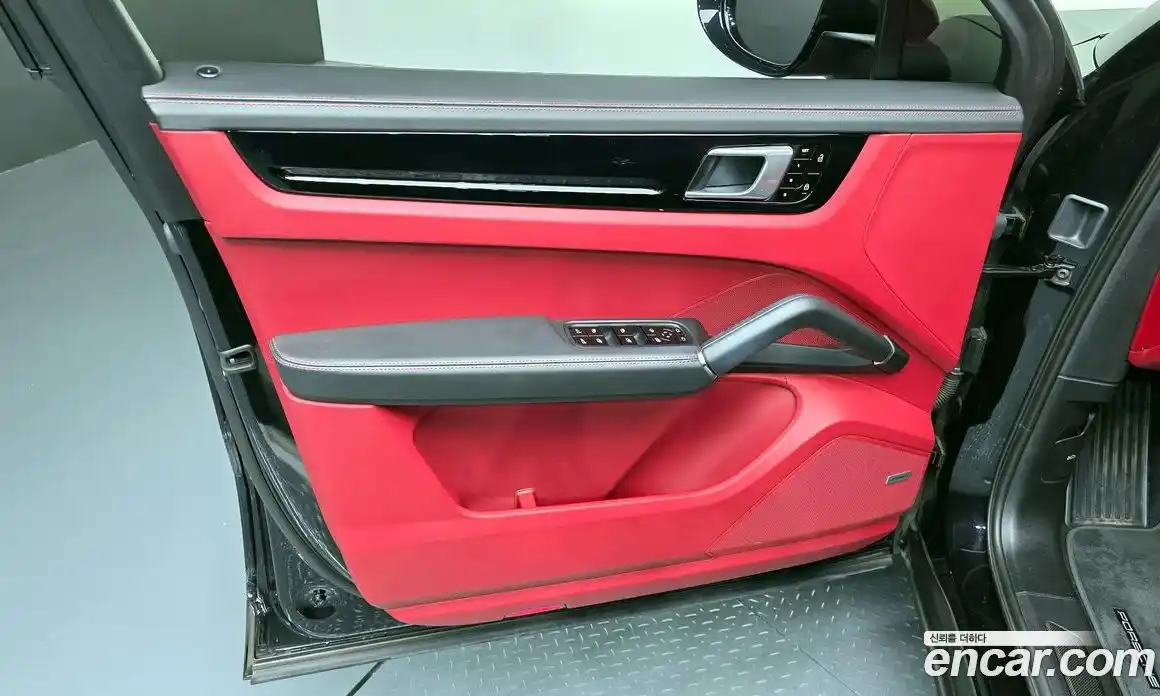 Porsche Cayenne 2020 3.0 автомат (гидро), фото 14