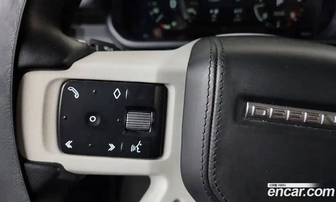 Land Rover Defender 2022 3.0 автомат (гидро), фото 24