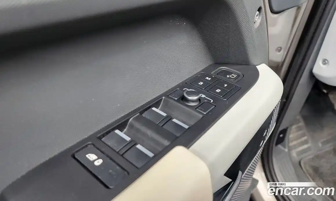 Land Rover Defender 2022 3.0 автомат (гидро), фото 40