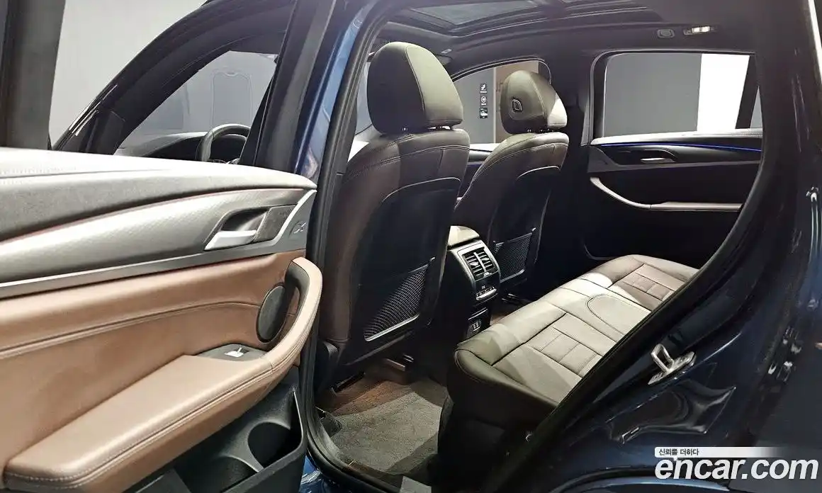 BMW X4 2025 2.0 гидро, фото 16