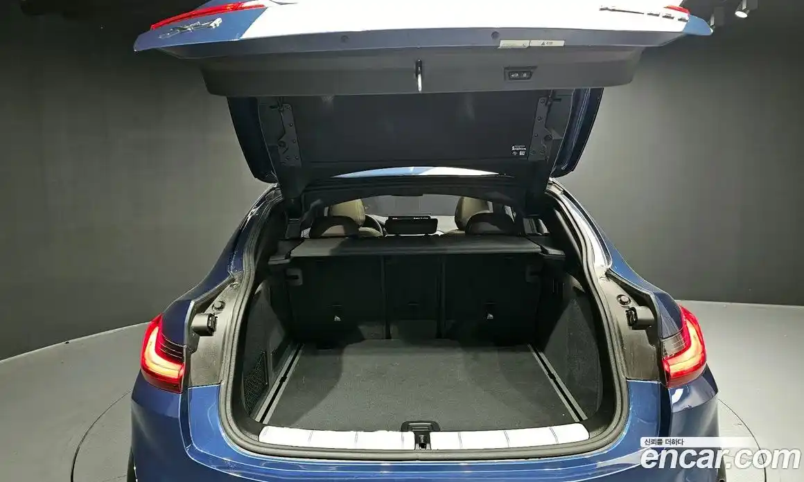 BMW X4 2025 2.0 гидро, фото 26