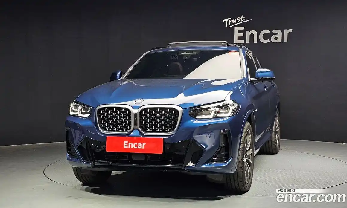 BMW X4 2025 2.0 гидро, фото 3
